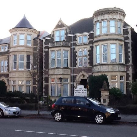 Penrhys Hotel Cardiff Bagian luar foto